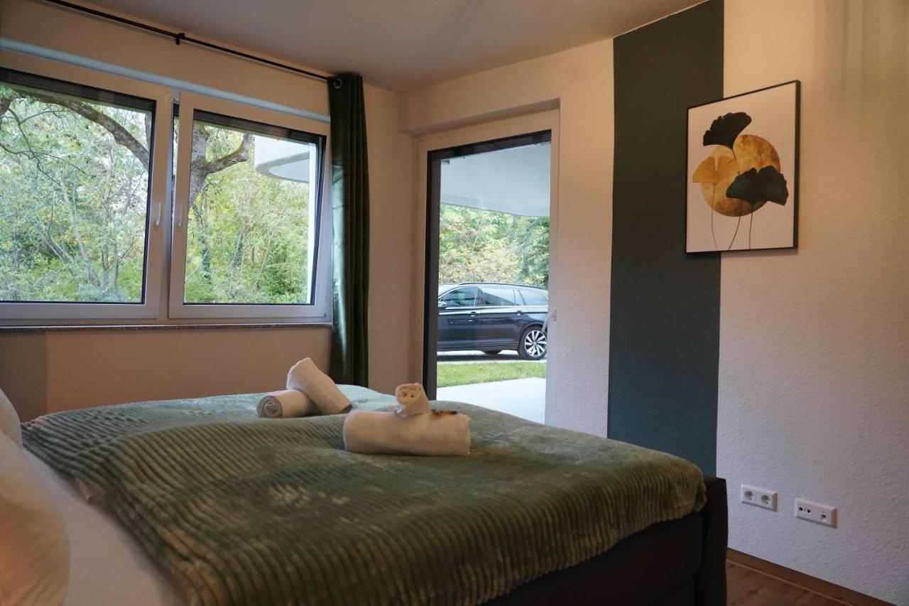 Design-Apartment I Direkt Im Zentrum I Boxspring I Nespresso I Terrasse Mit Garten I Parkplatz Bad Krozingen Exterior foto